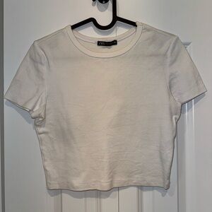 Zara Women ivory Crop Top